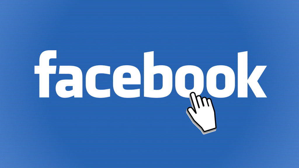 Európa lázad a Facebook ellen
