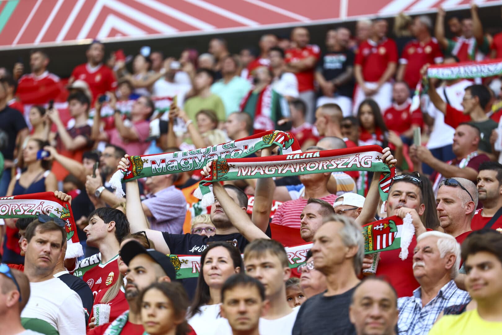 A stadiont közösségi közlekedés használatával érdemes megközelíteni. Kapunyitás: 17.45 fotó: mlsz.hu