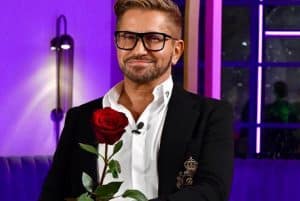 Virág kontaktlencsét szeretne Jákob Zolinak, hogy észrevegye őt Fotó: Instagram