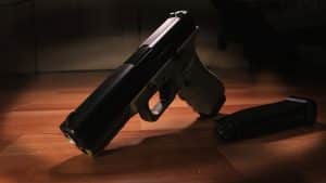 A nő berlini lakásában egy pisztolyt és két tárra elegendő lőszert találtak Fotó: Illusztráció / Pixabay