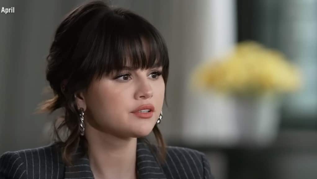 Selena Gomez 12 dollárért árulja igazi gyémántgyűrűjét