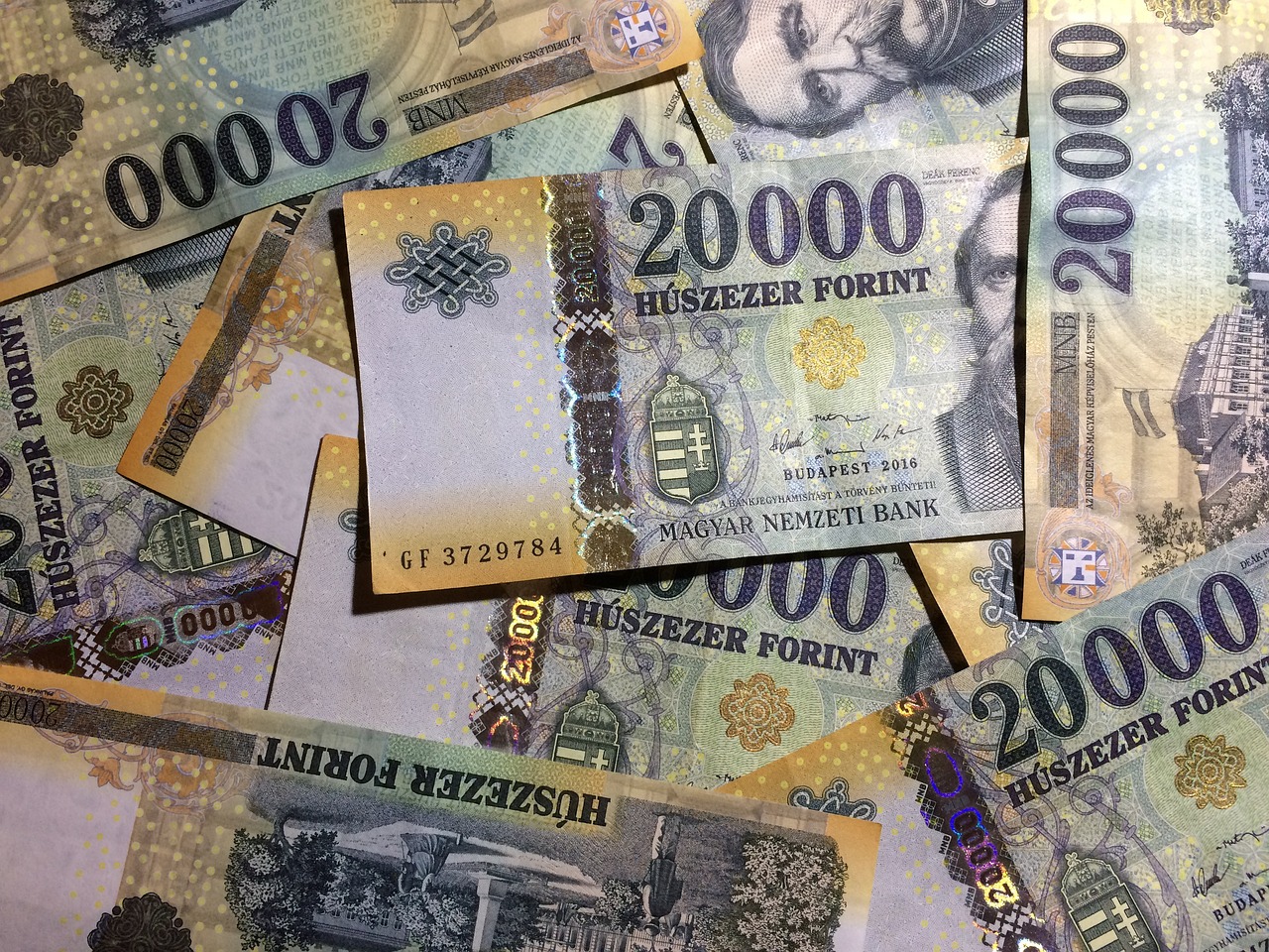 Végre tartósan erősödik a magyar pénz Fotó: AcNews