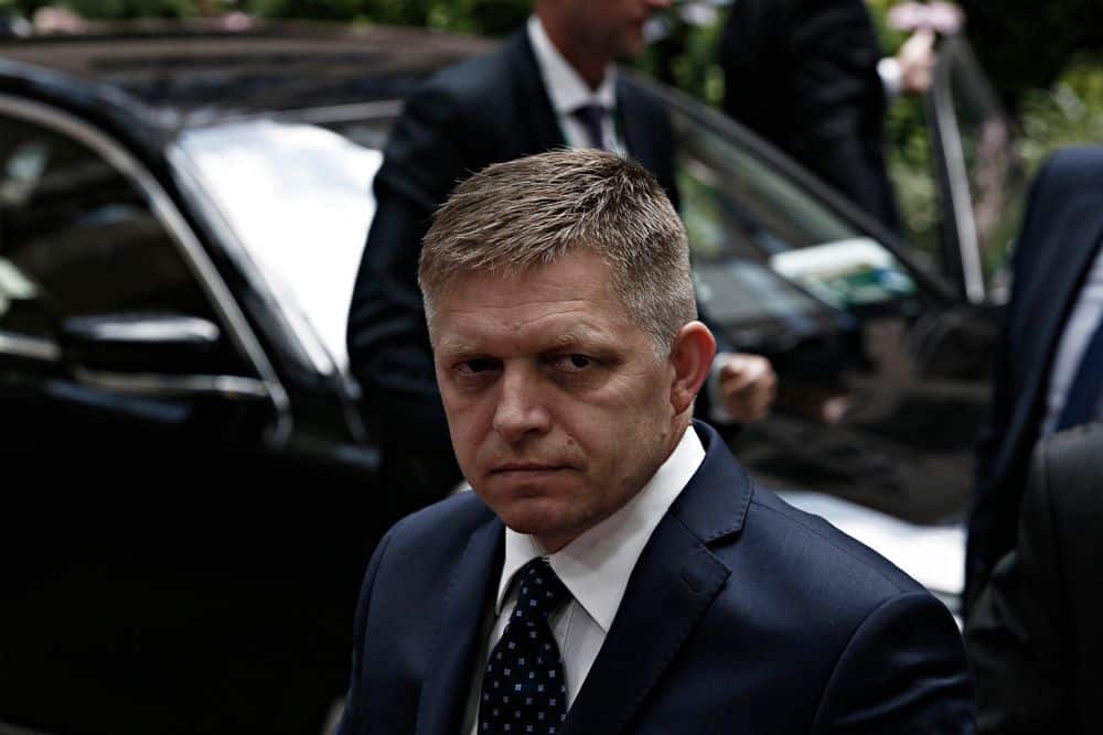 Megdöbbentő részletek: lelőtték a szlovák miniszterelnököt