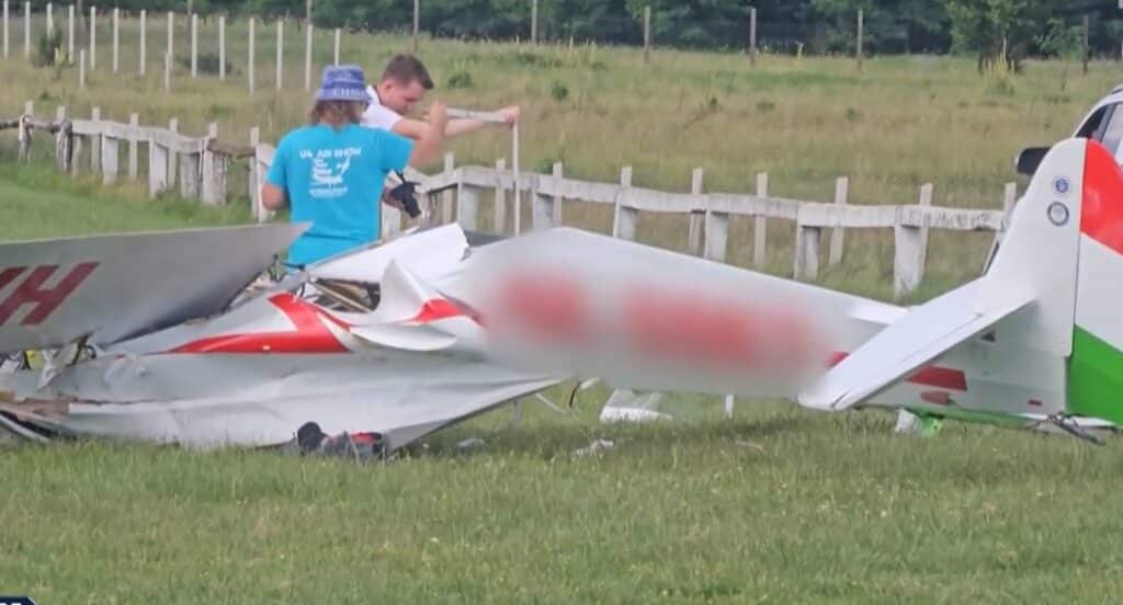 Repülésre alkalmatlan géppel küldték halálba a 17 éves Vikit