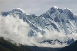 Lhoce és Mount Evereset / Kép forrása: Pixabay
