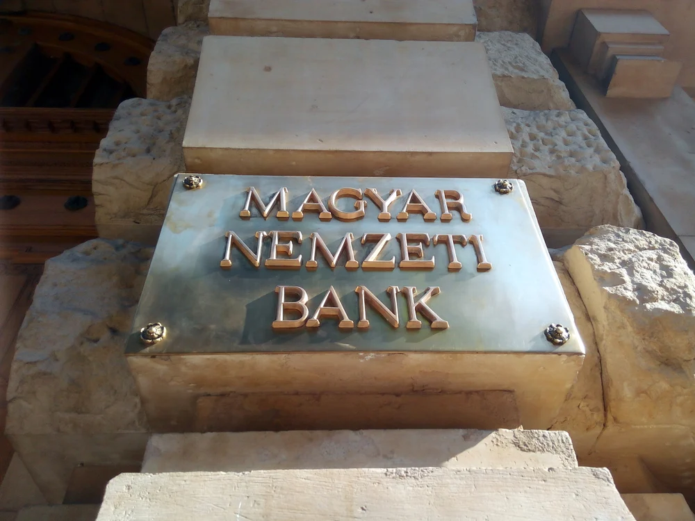 Totális csalószűrő rendszert indít be júliustól a Nemzeti Bank