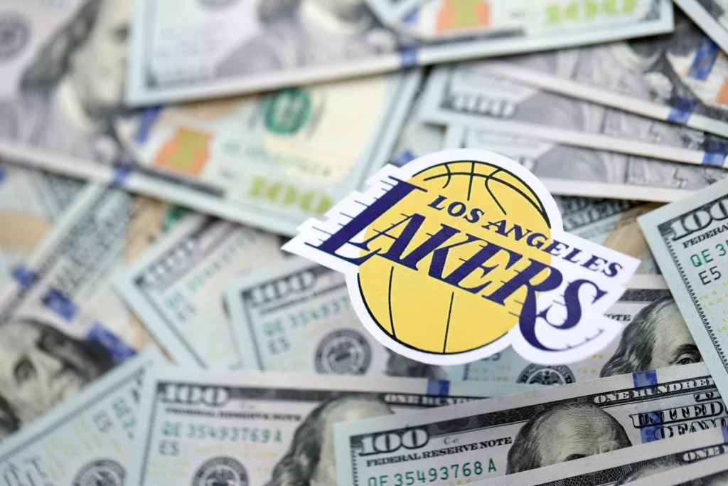Eladják a Los Angeles Lakers csapatát