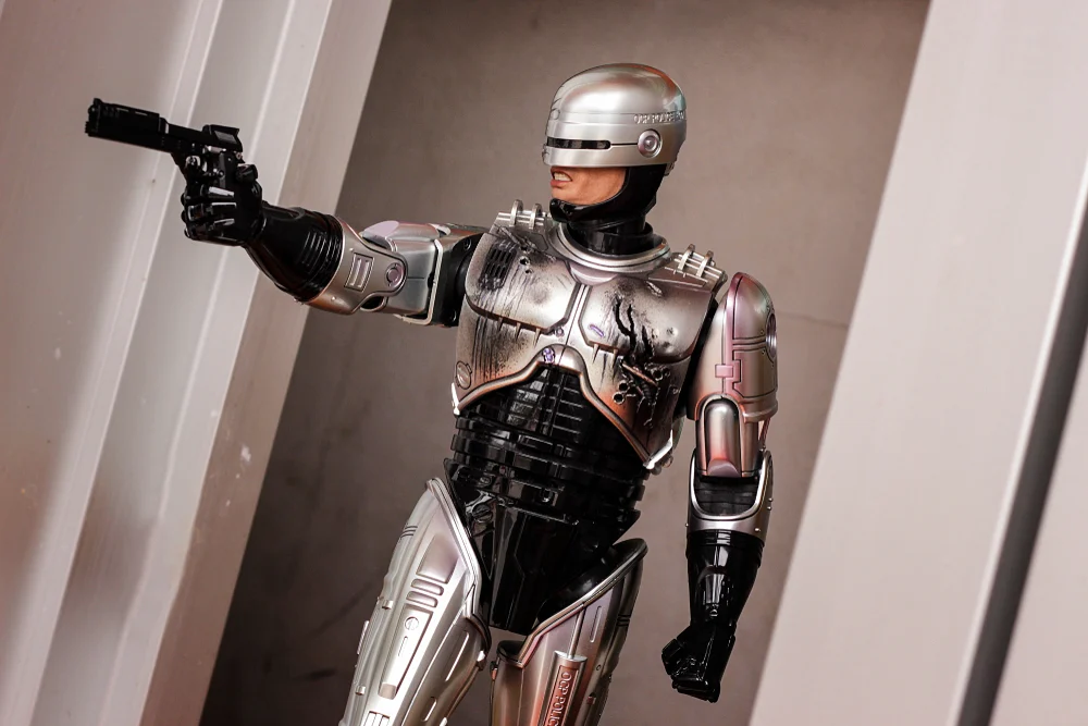 Robotzsaruk lepték el Jakarta utcáit - VIDEÓ