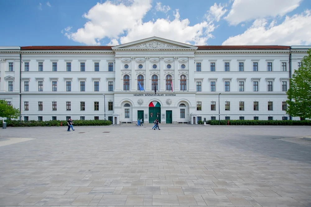 Nemzeti Közszolgálati Egyetem / Fotó: Shutterstock