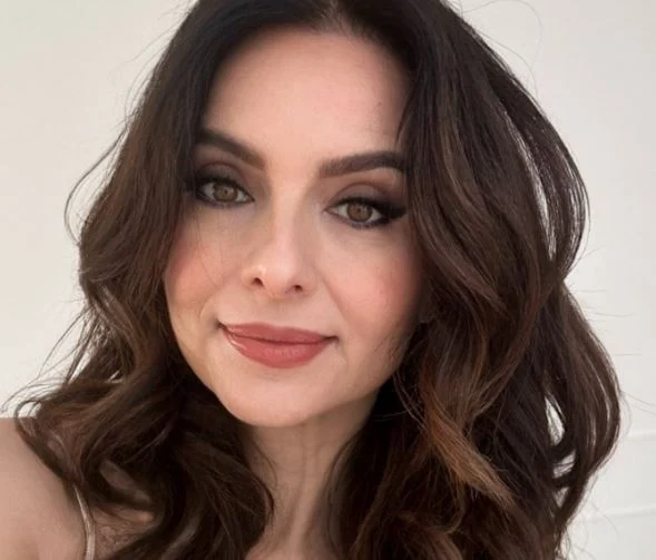 Zséda elhagyta az országot: Fürdőruhában üzent - FOTÓ