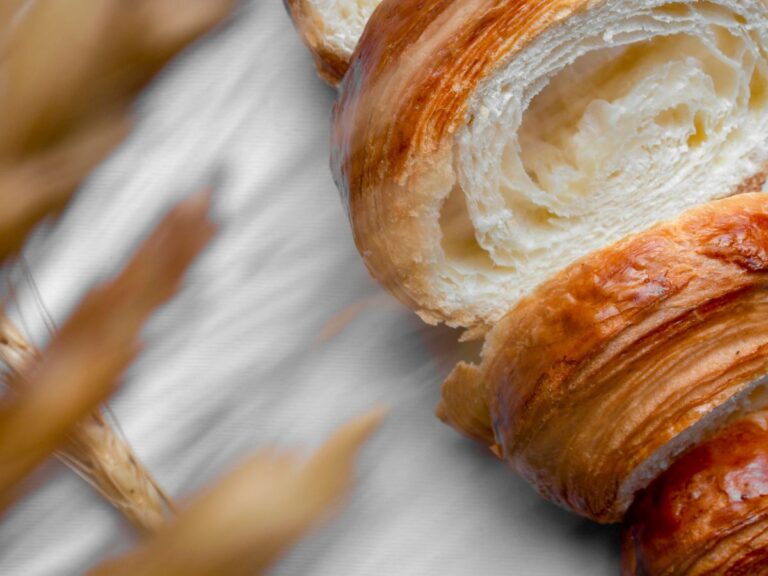 Croissant / Unsplash