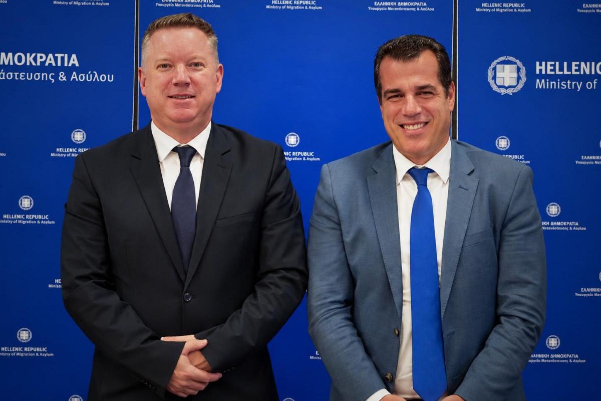 Pósfai Gábor és Athanasios Plevris / Fotó: Belügyminisztérium